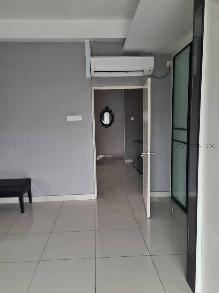 WhatsApp Image 2024-11-11 at 5.56.26 PM (14)