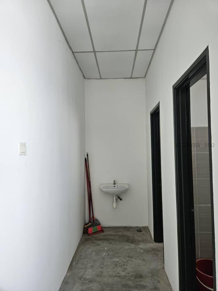 Elleyna Posting List (1)