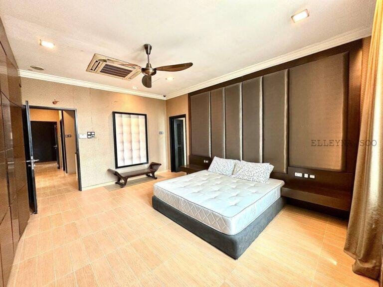 Elleyna Posting List (1)