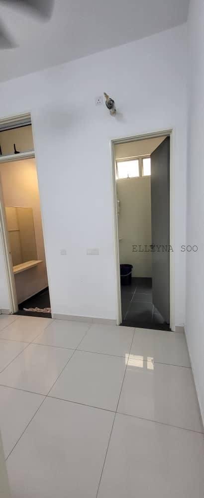 Elleyna Posting List (10)