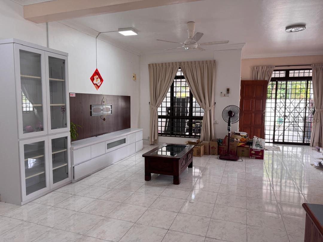 Elleyna Posting List (11)