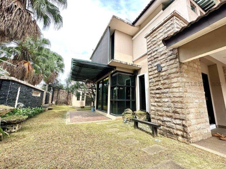 Elleyna Posting List (12)