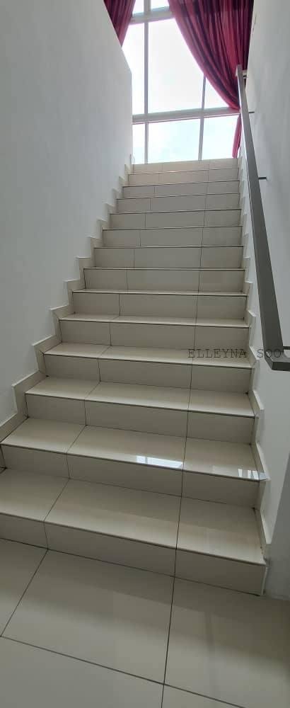 Elleyna Posting List (12)