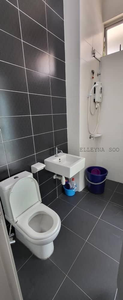 Elleyna Posting List (13)