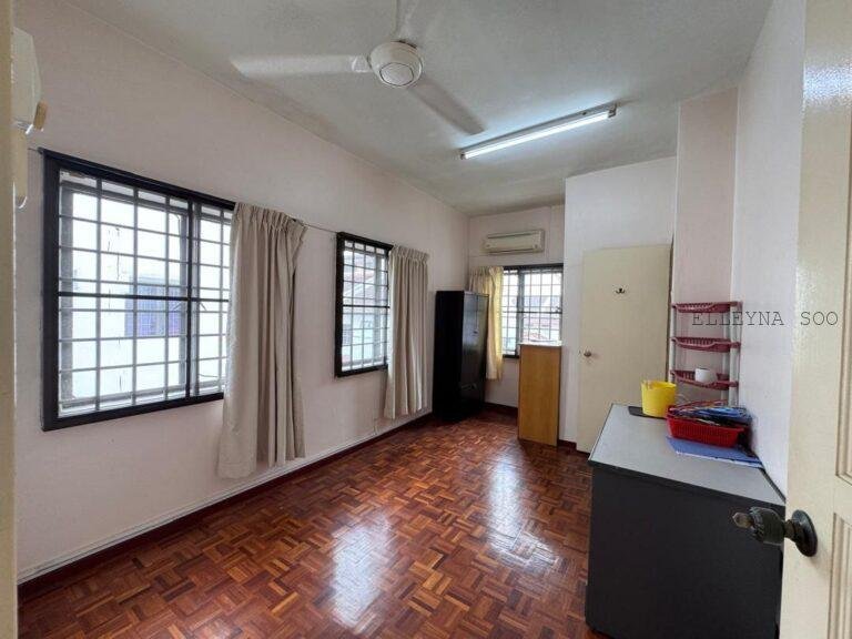 Elleyna Posting List (2)