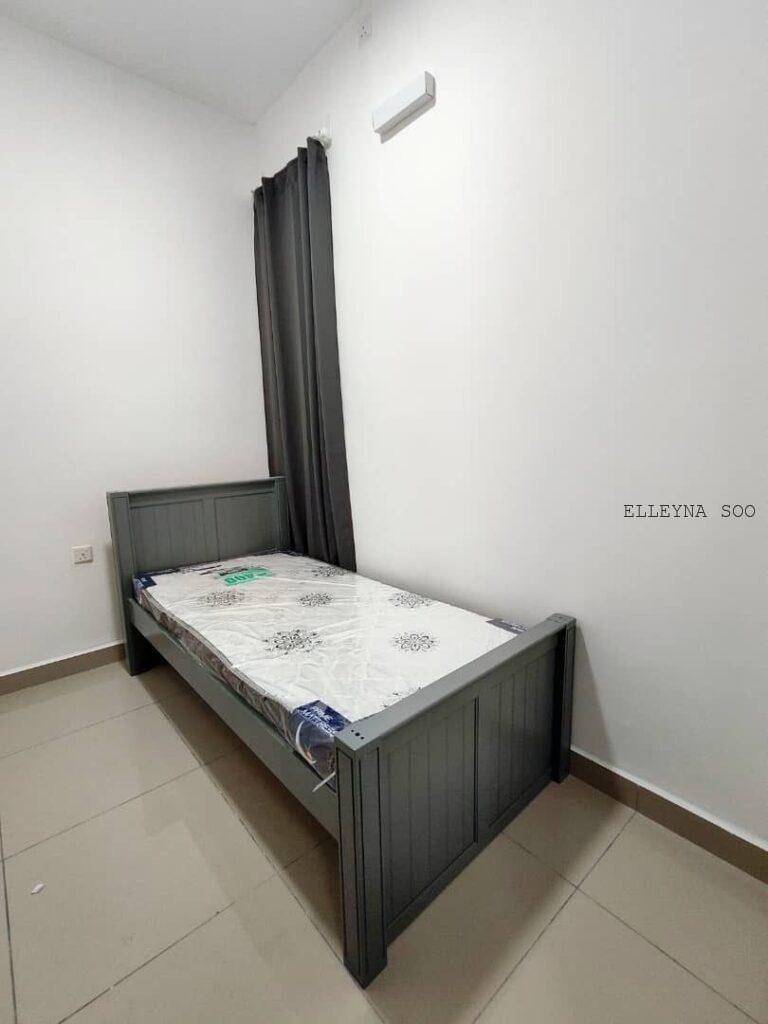 Elleyna Posting List (3)