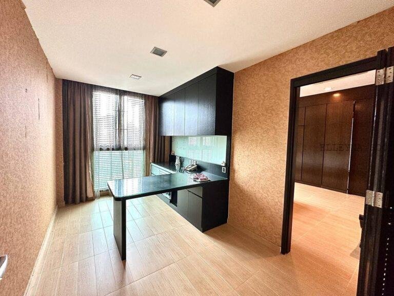 Elleyna Posting List (3)