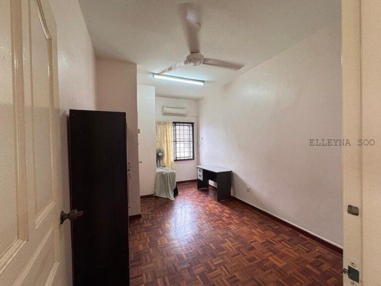 Elleyna Posting List (4)