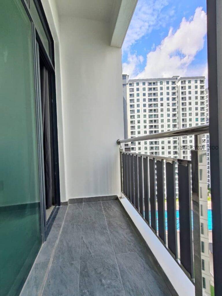 Elleyna Posting List (8)