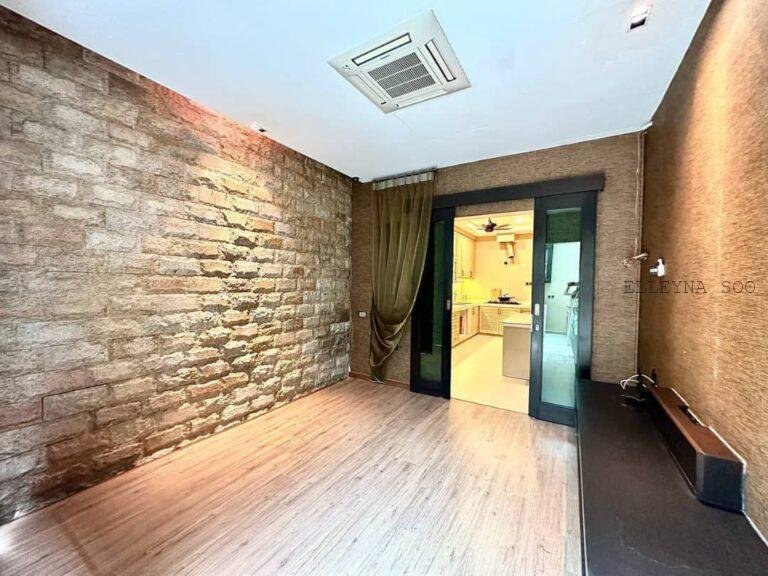 Elleyna Posting List (9)