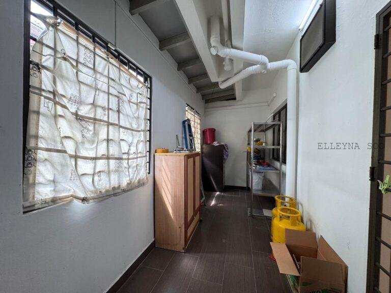 Elleyna Posting List (9)