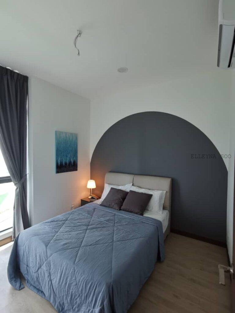 1ee13ba8-1518-48b5-af41-da53ede28c76