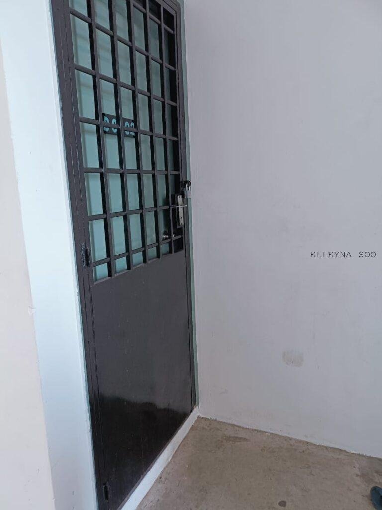 35ee0281-ea47-4e64-b21c-10682e7a944f