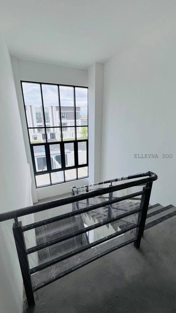 photo_2025-02-15_15-45-43