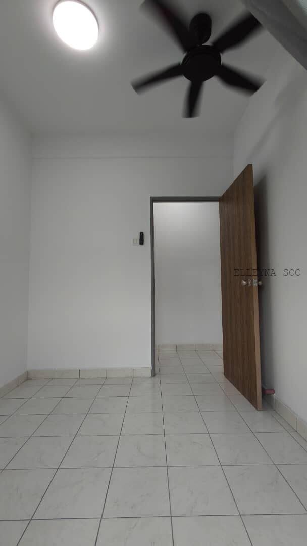 1cd8f6b1-c978-479e-a215-3503fd8a45b8