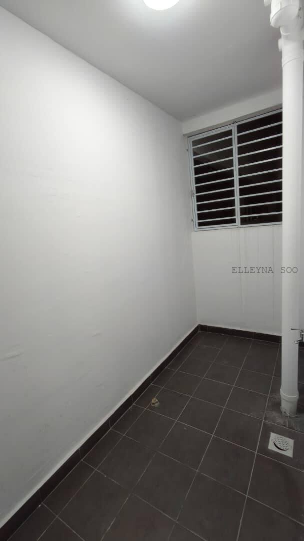 51ad7de2-66c6-4513-bb37-04e479137731