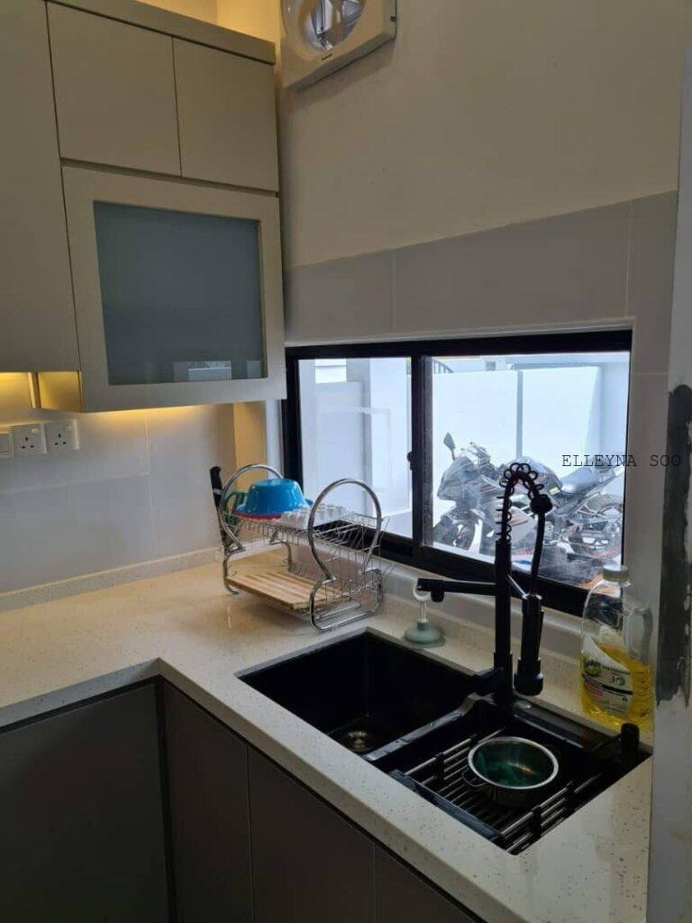 24217eab-31f2-4651-9cf4-78439f55a3da