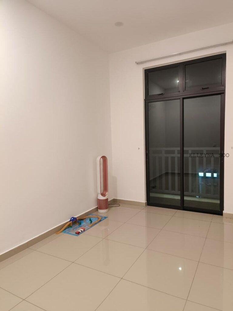 6d7ce235-cb5c-4266-ab31-60a1a1d6d6a5 (1)