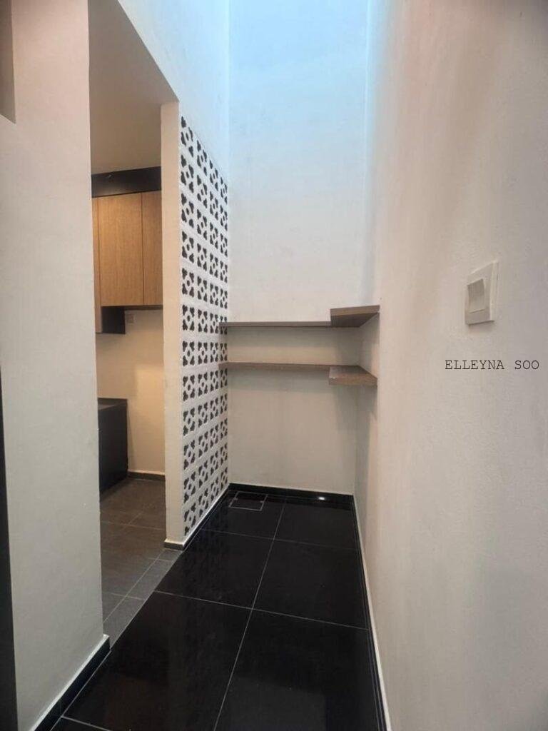 photo_2025-09-29_15-21-28