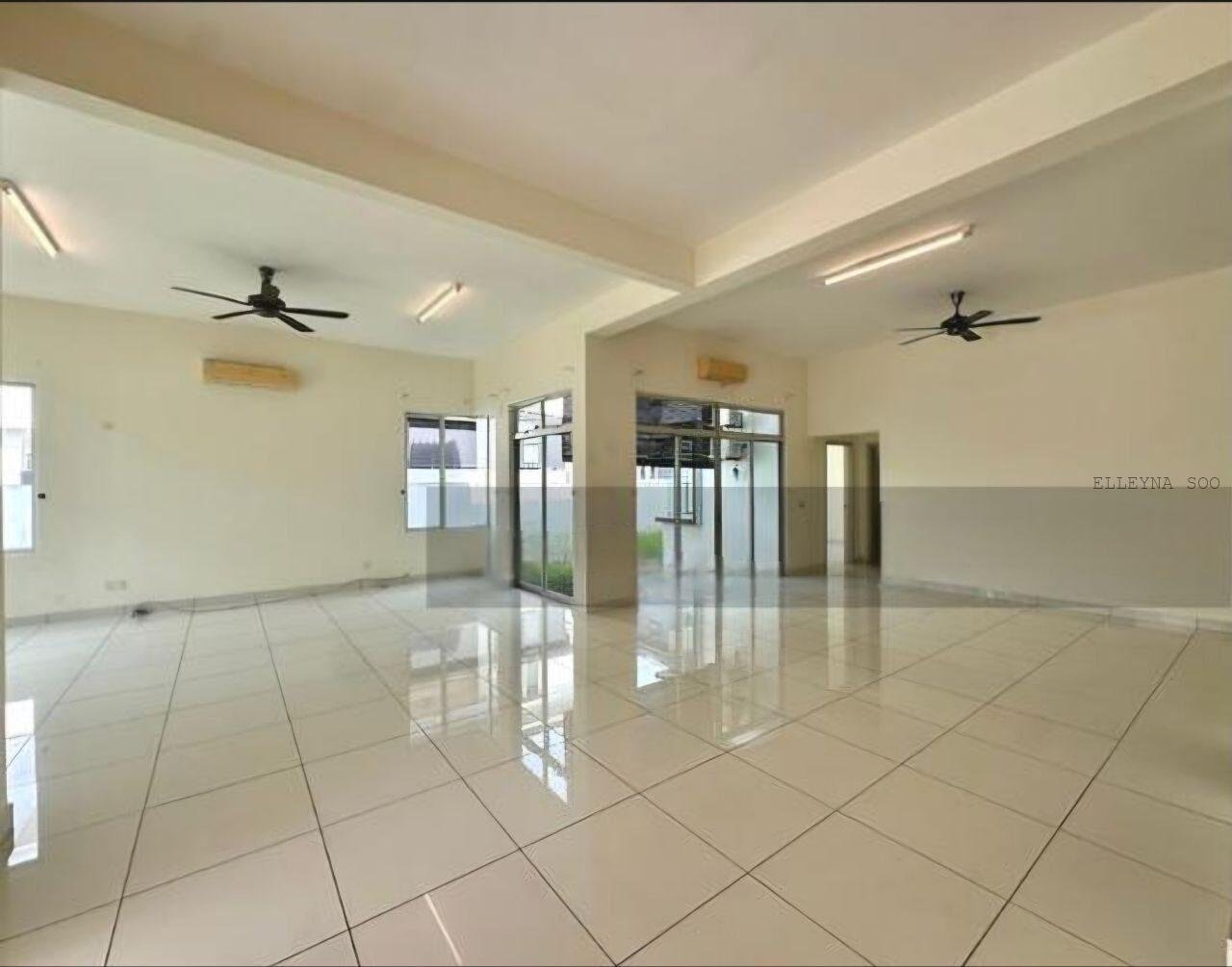 photo_2025-10-17_00-10-13