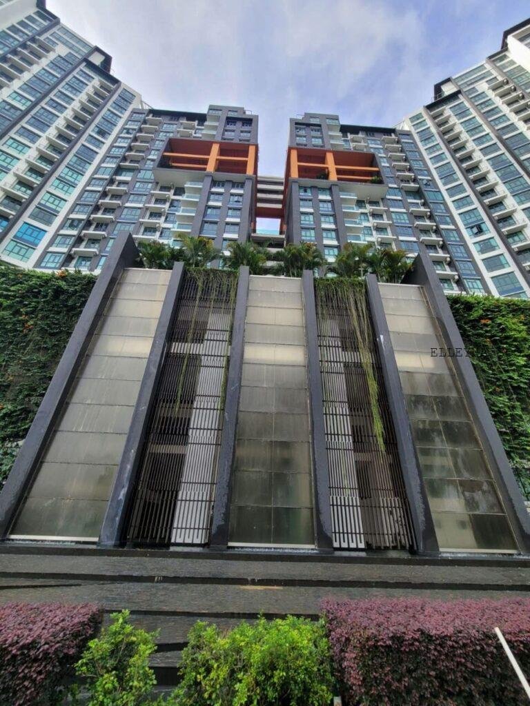 photo_2025-10-27_21-06-17